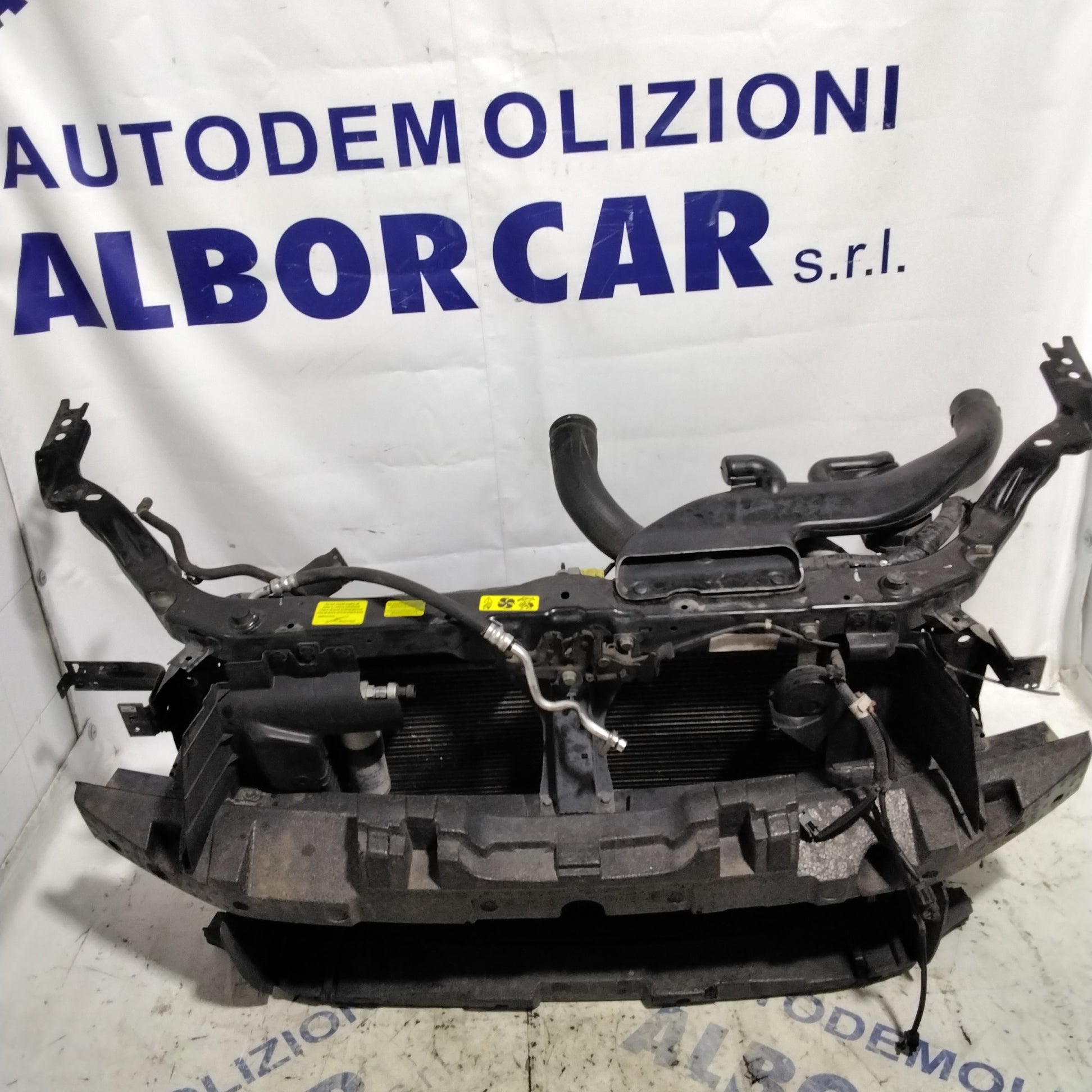 calandra (completa) nissan qashqai 2.2 diesel anno 2008