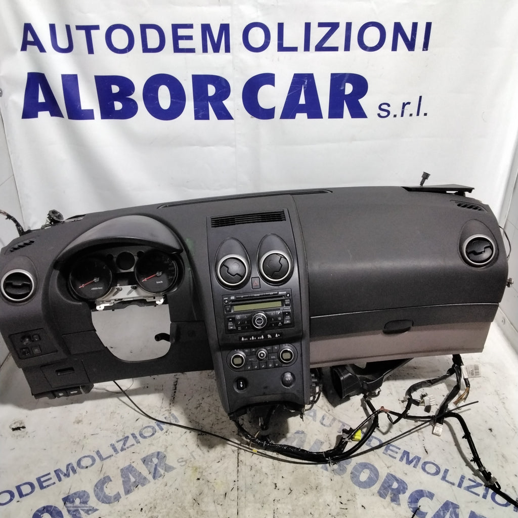 Tablero completo Nissan Qashqai año 2008