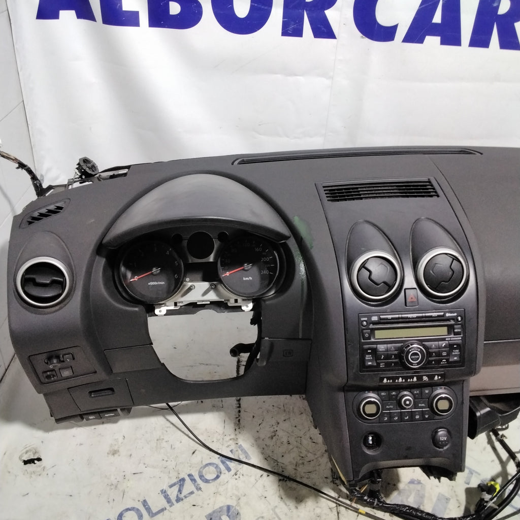 Tablero completo Nissan Qashqai año 2008
