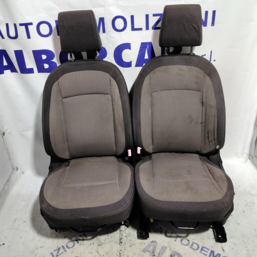 Tappezzeria nissan qashqai 7 poste anno 2008