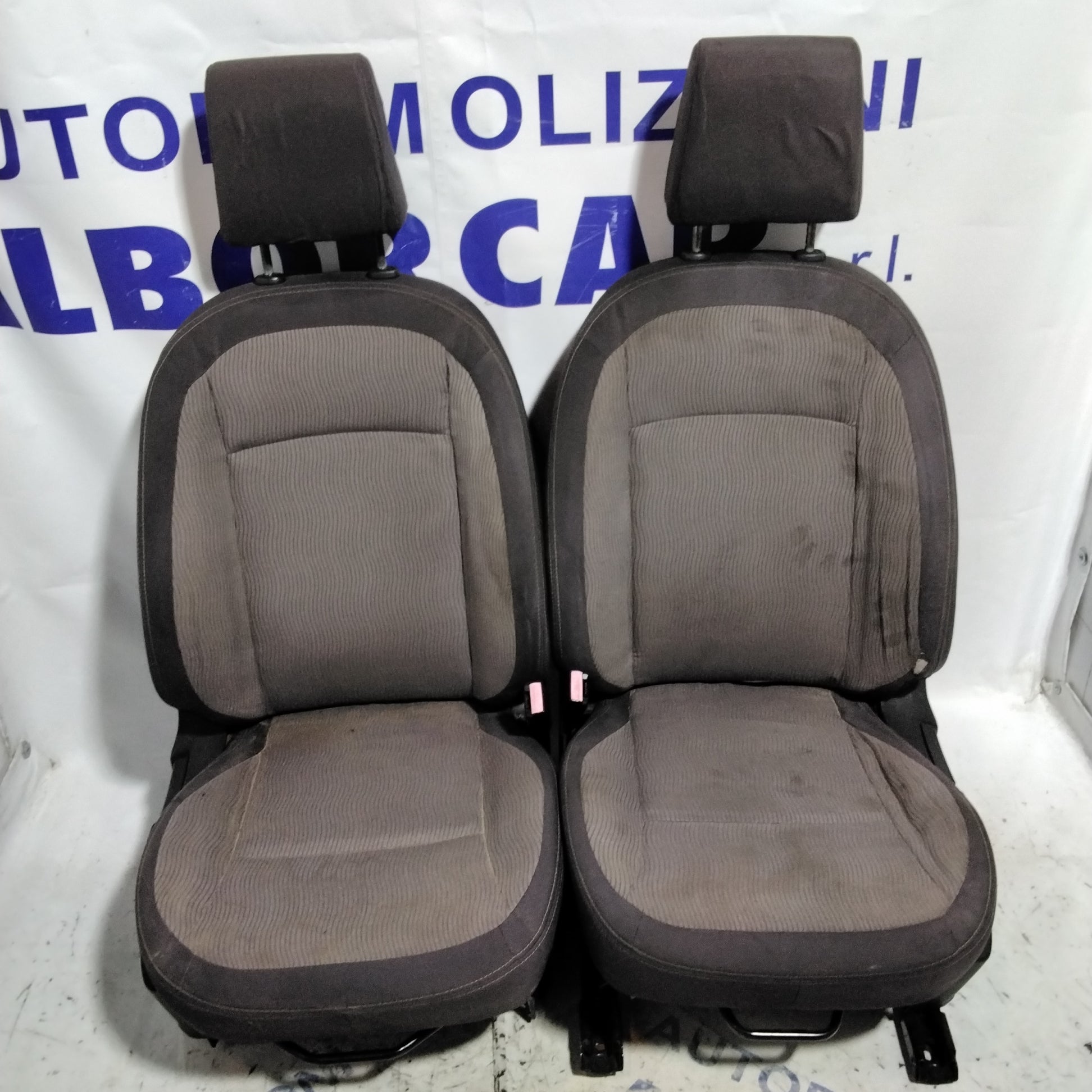 Tappezzeria nissan qashqai 7 poste anno 2008