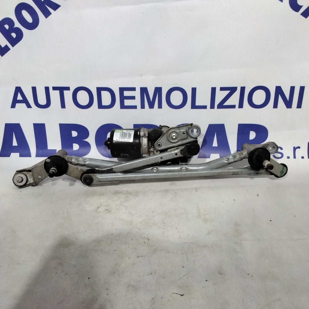 Motorino tergicristallo nissan qashqai 2.0 diesel anno 2008 codice:54526611