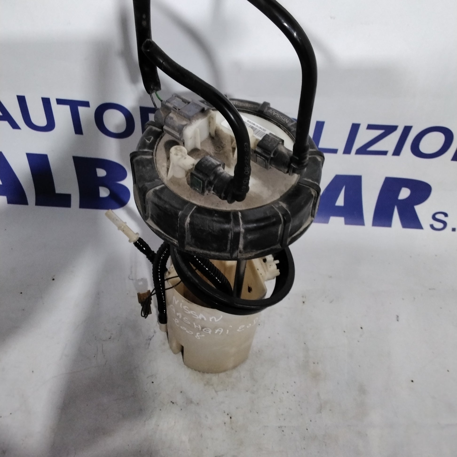 galleggiante nissan qashqai 2.0 dci anno 2008
