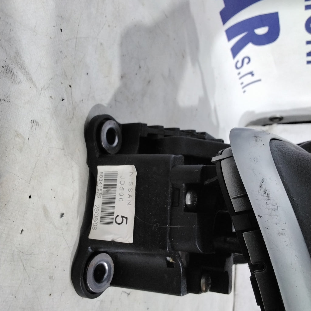 Palanca de cambio completa Nissan Qashqai 2.0 dCi año 2008 código: 50341579