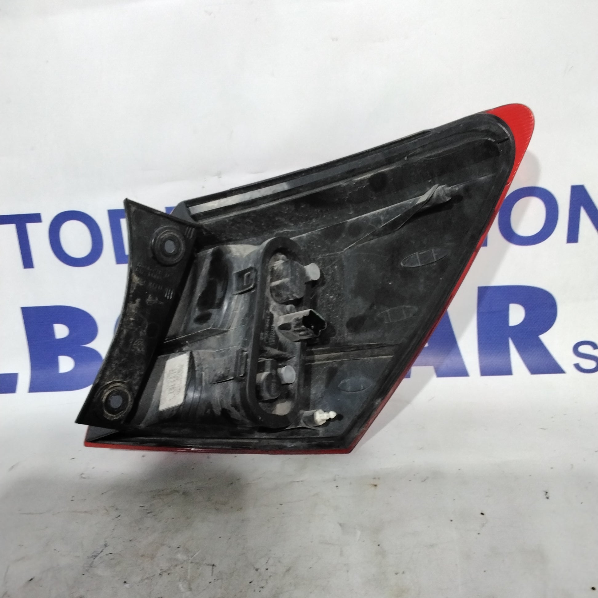 Fanale stop sinistro nissan qashqai anno 2008 codice:89070311(sf10p1)