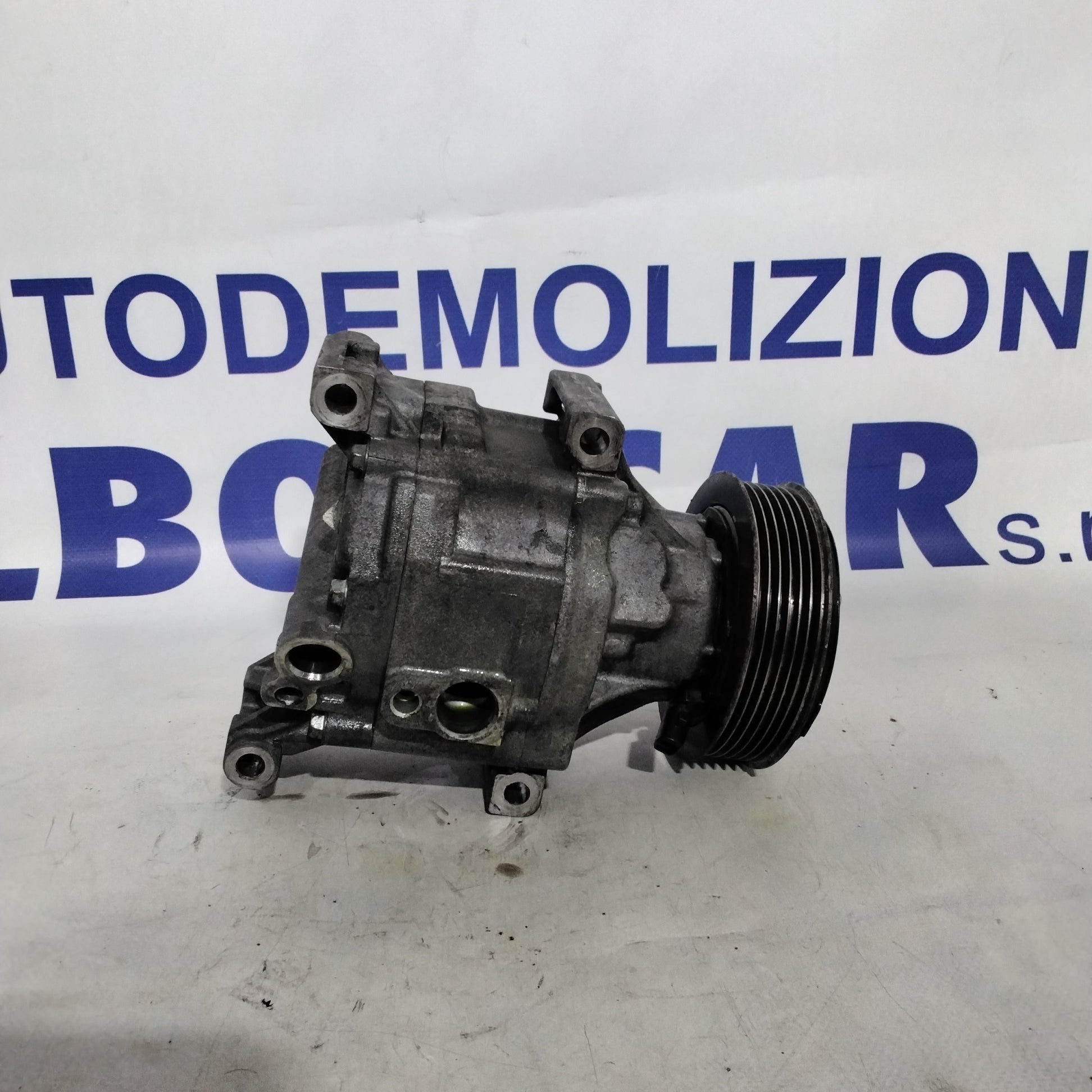 Compresor de aire acondicionado Lancia Ypsilon 1.3 Multijet año 2006 código: 517469310 (sf14p4)