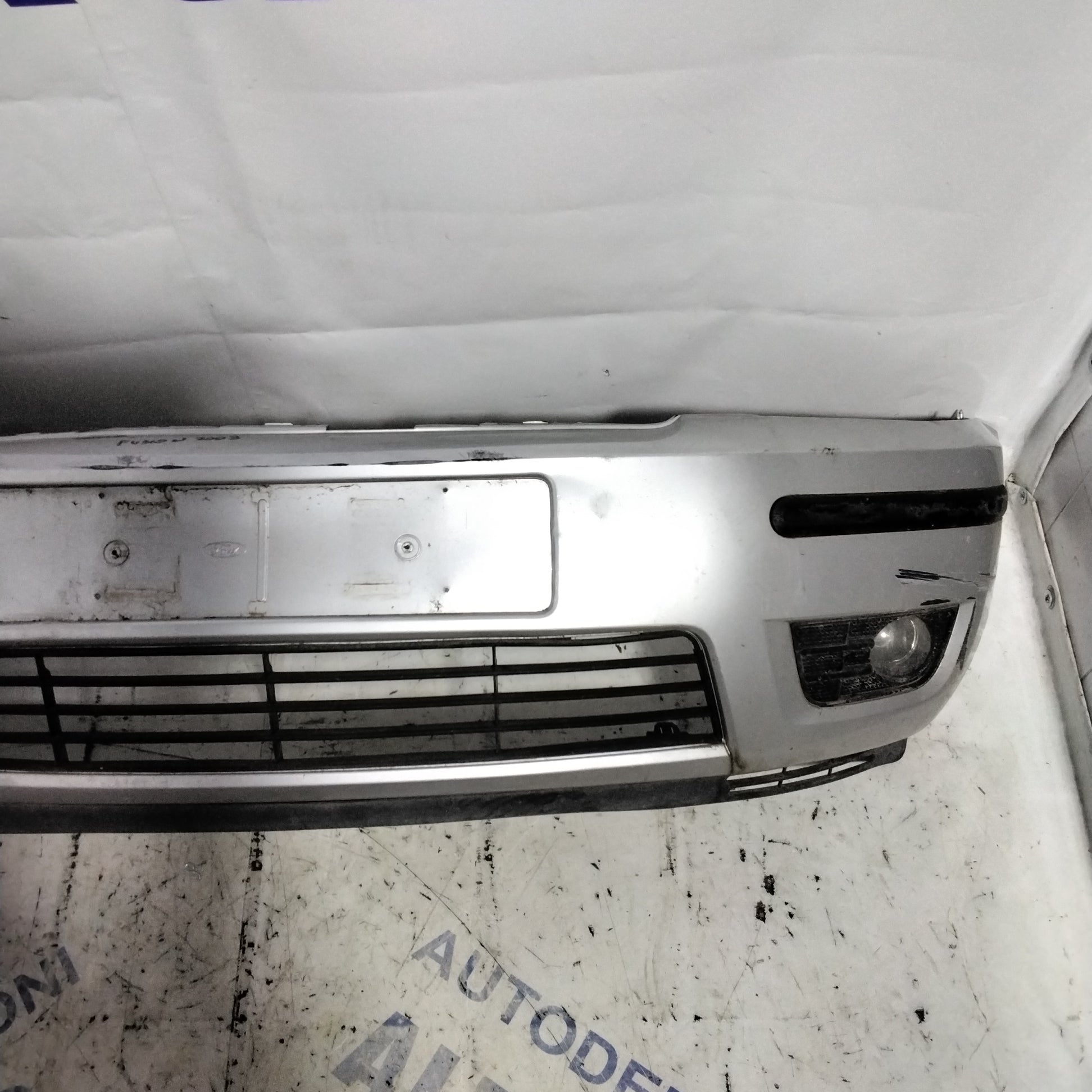 Paraurti anteriore ford fusion anno 2003