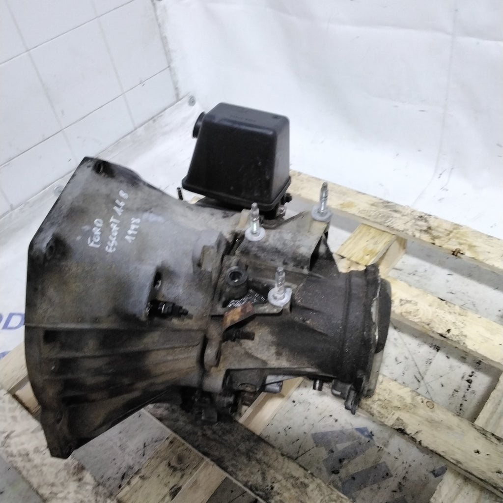Cambio ford escort 1.6 benzina anno 1998 codice:96WT7F096