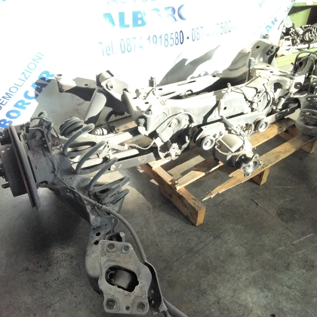 Puente trasero Nissan Qashqai 2.0 diésel año 2008