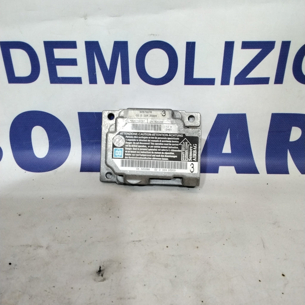 Unidad de airbag Alfa Romeo 147 año 2004 código: 60675878
