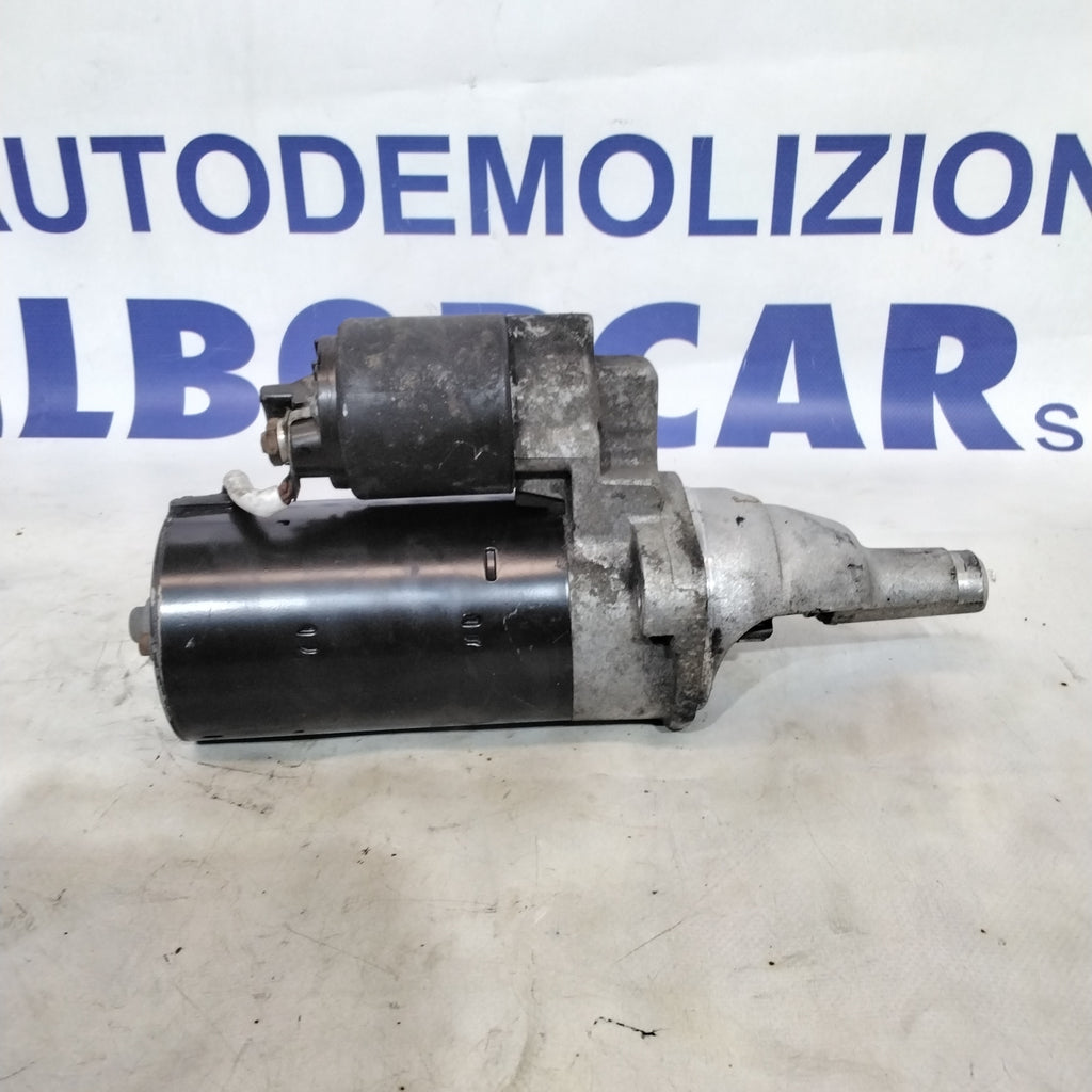 Motor de arranque Audi A8 2.5 TDI año 2001 código: 000109021