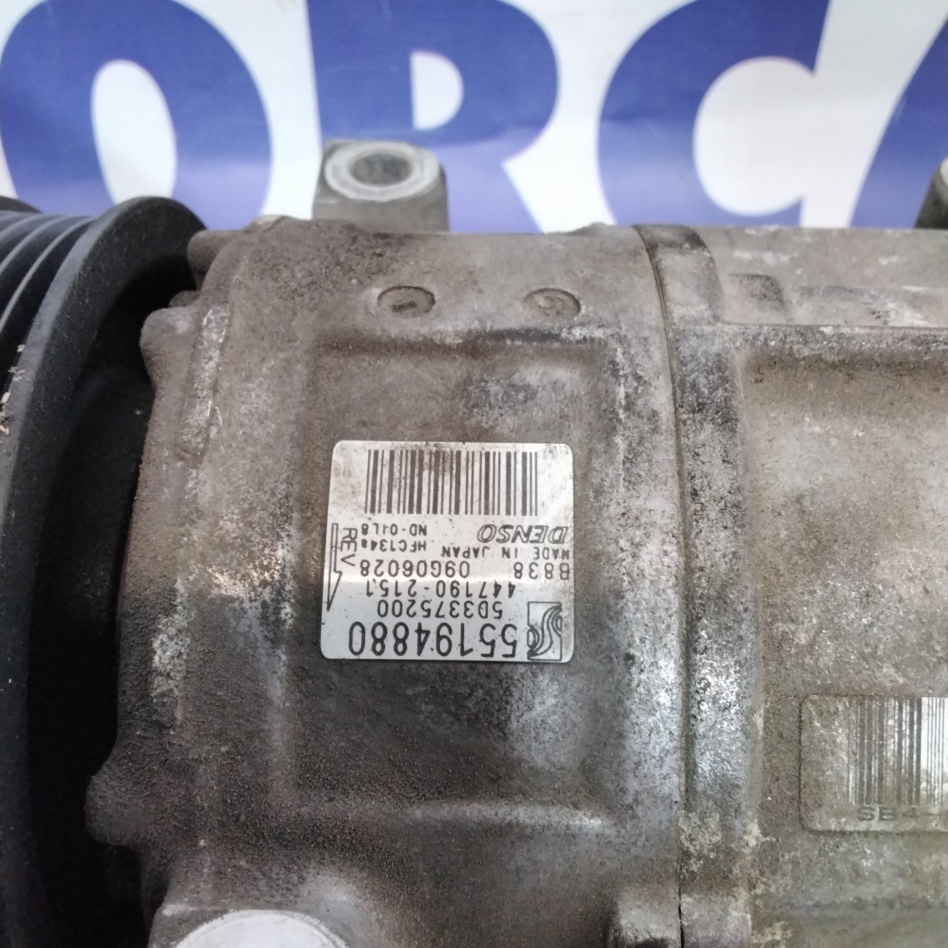 Compresor aire acondicionado Fiat Grande Punto 1.2 gasolina año 2006 código:55194880