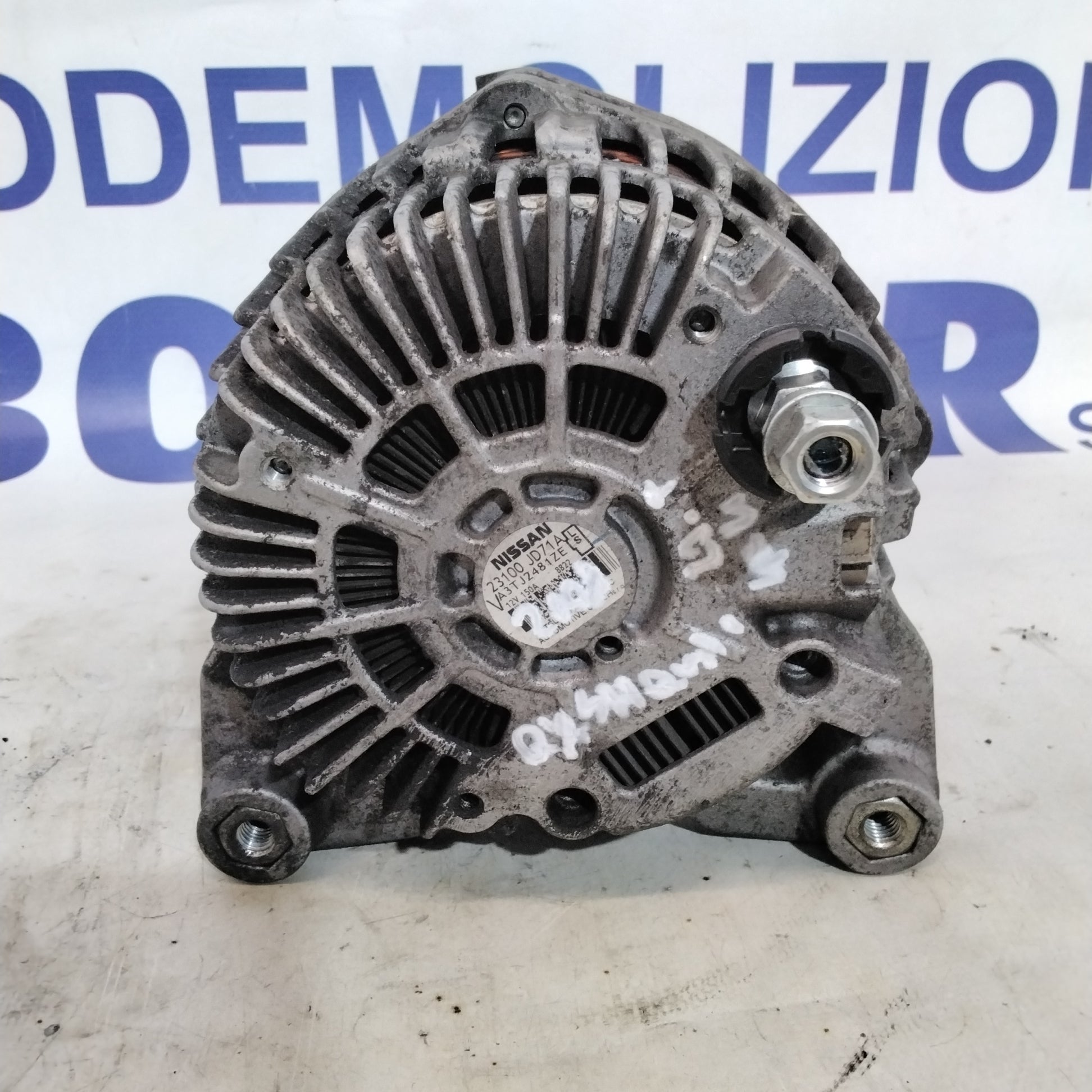 Alternatore nissan qashqai 2.0 diesel 4x4 anno 2008 codice:23100JD71A (sf15p6)