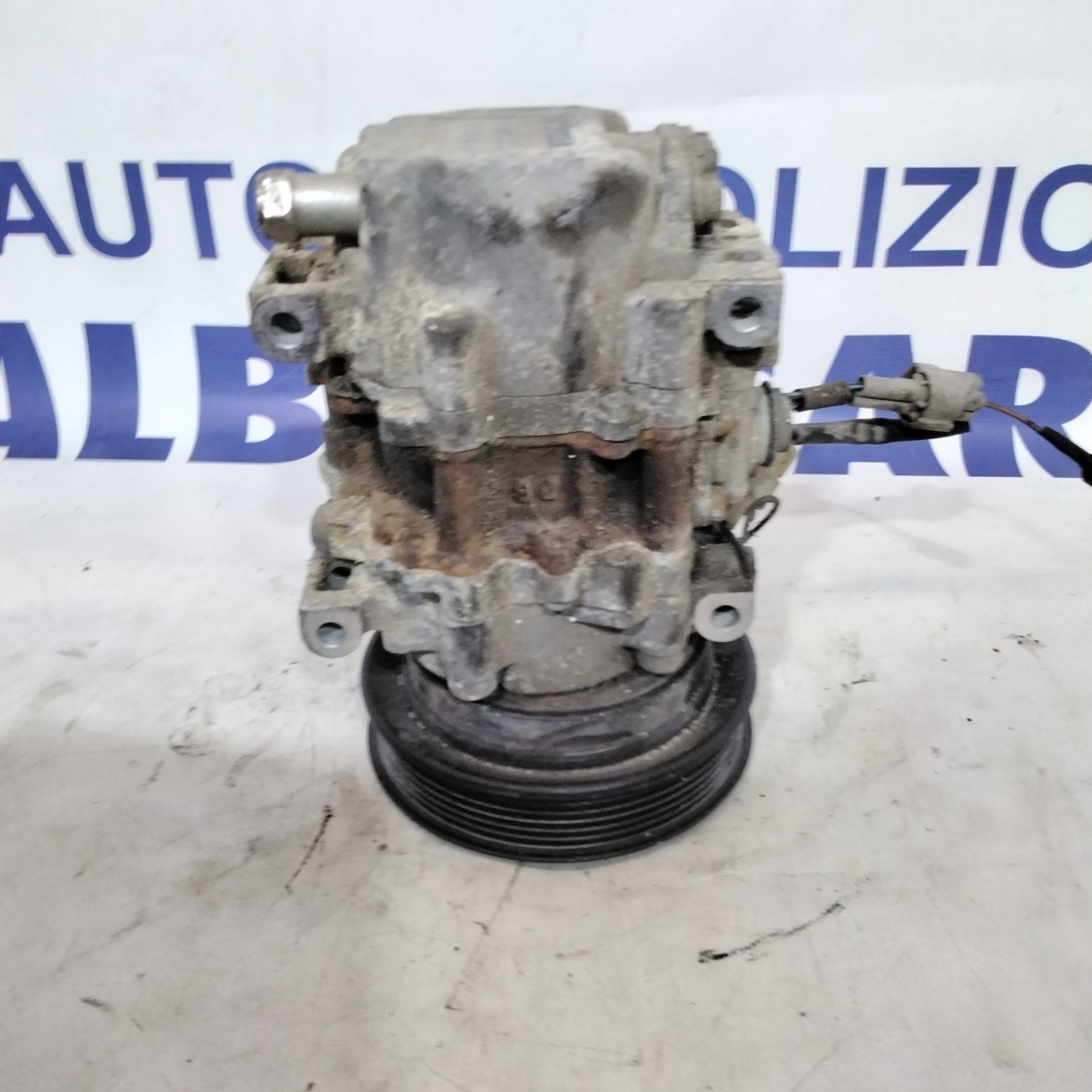 Compressore aria condizionata alfa romeo 145 1.4 benzina anno 1996 codice:4425002071