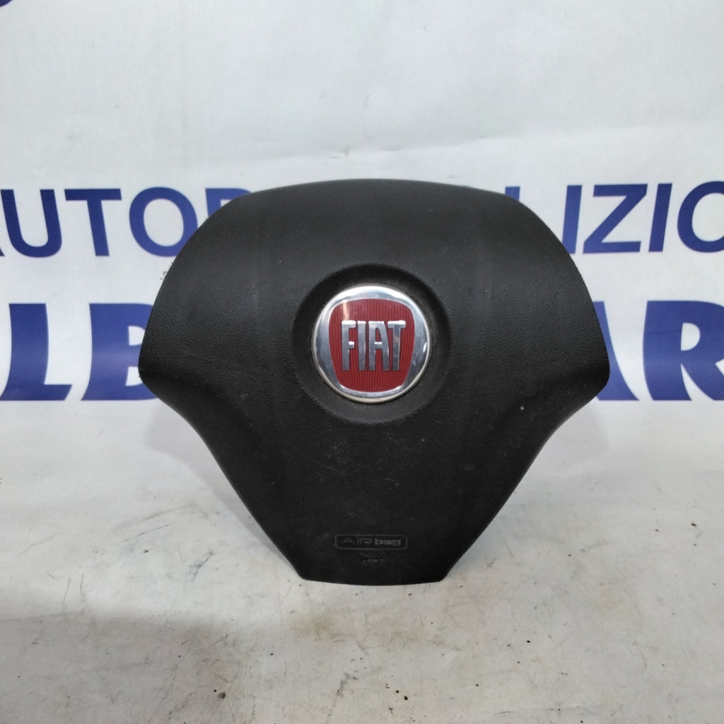 Airbag volante fiat grande punto evo anno 2010 codice:07355162010