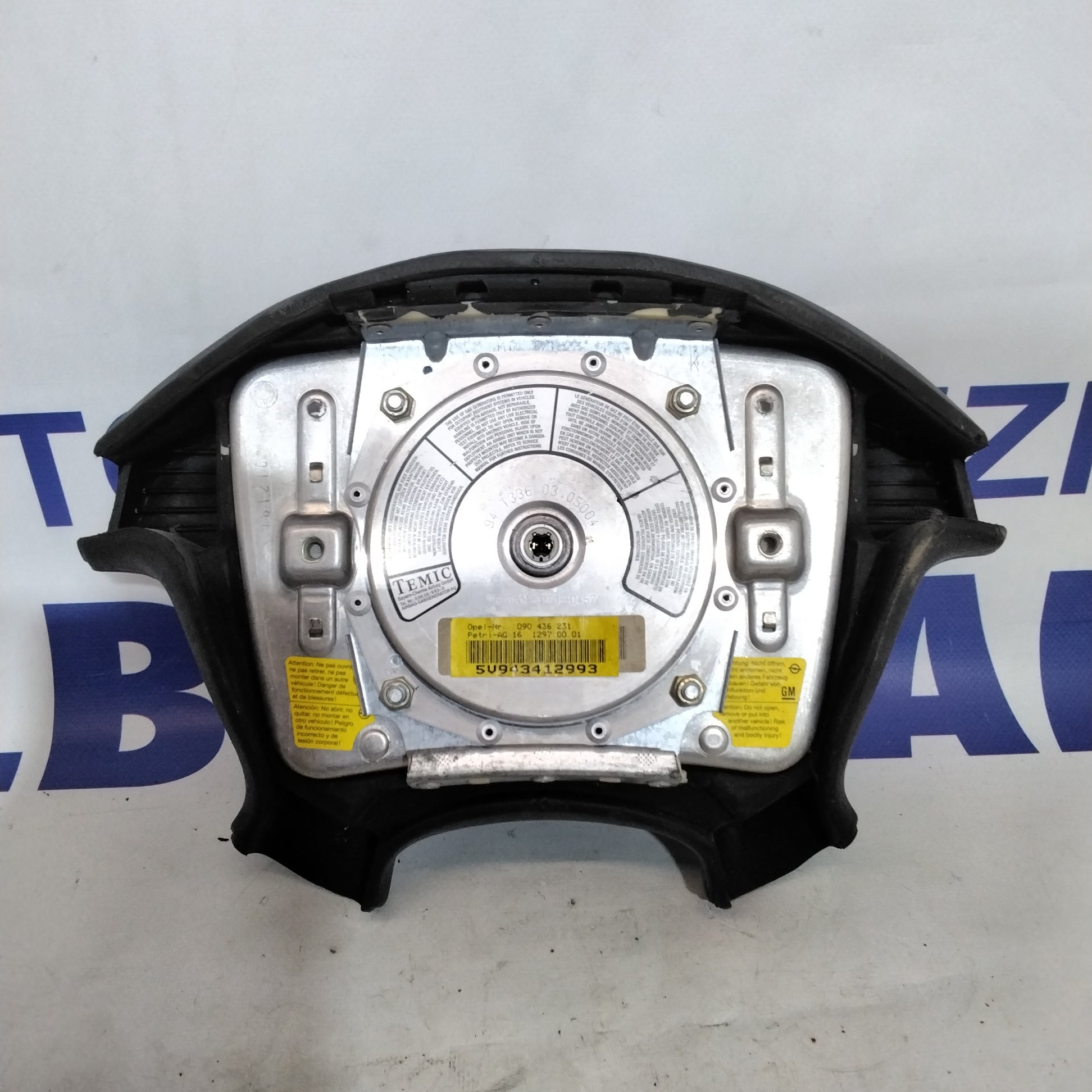 Opel Astra steering wheel airbag year 1997 code:090436231