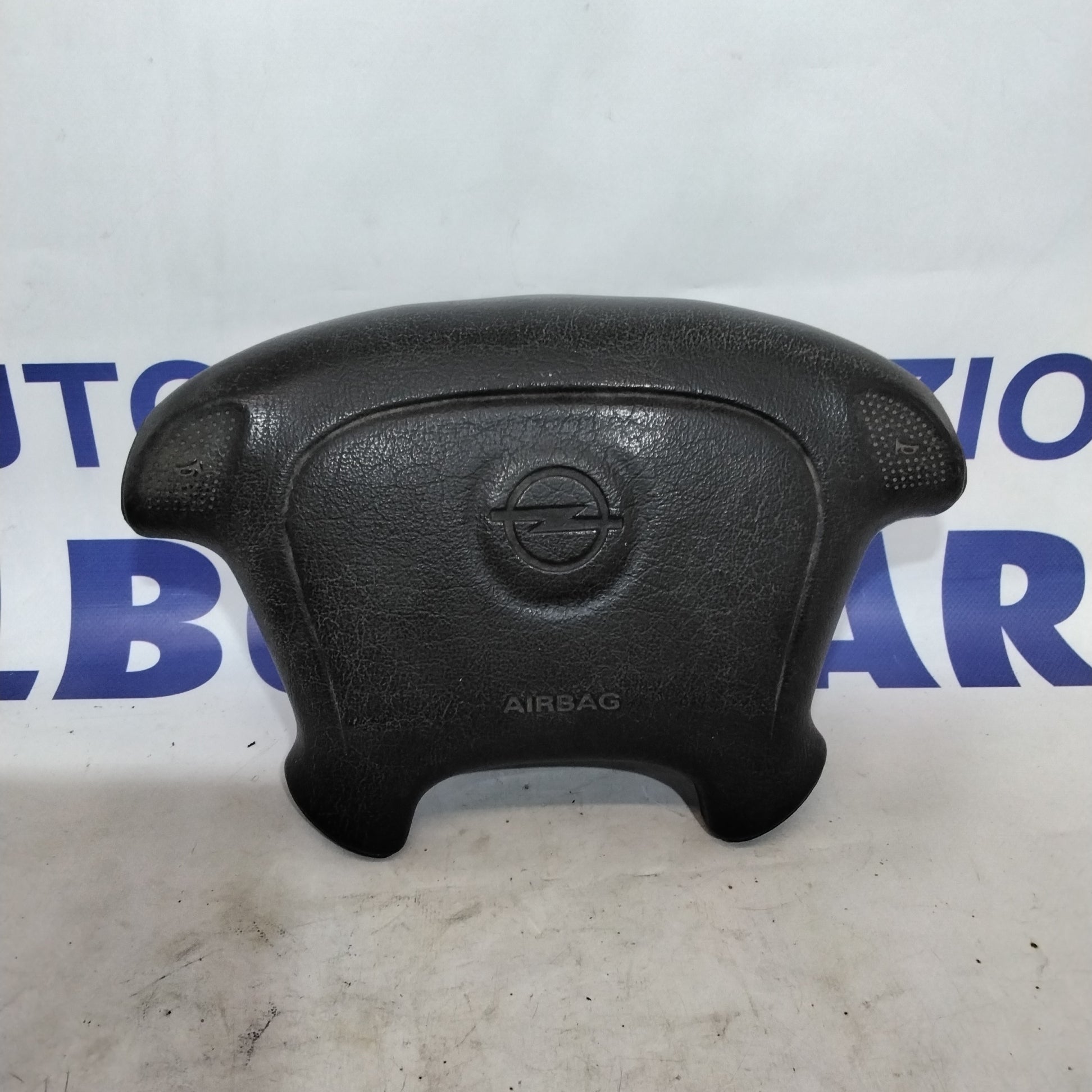 Airbag steering wheel Opel Corsa year 1994 code:090478209