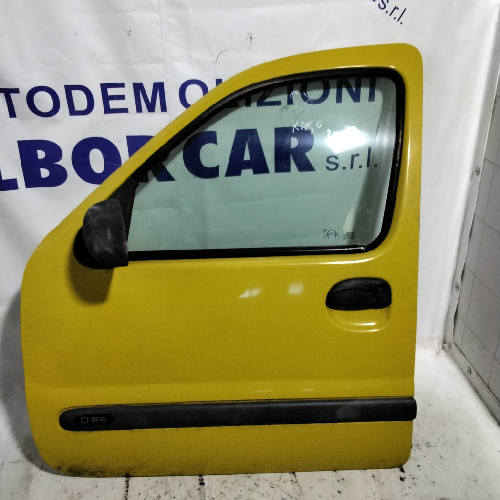 Puerta delantera izquierda Renault Kangoo año 2000