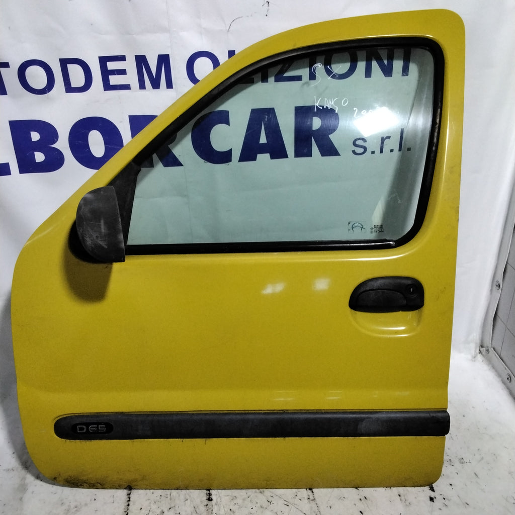 Puerta delantera izquierda Renault Kangoo año 2000