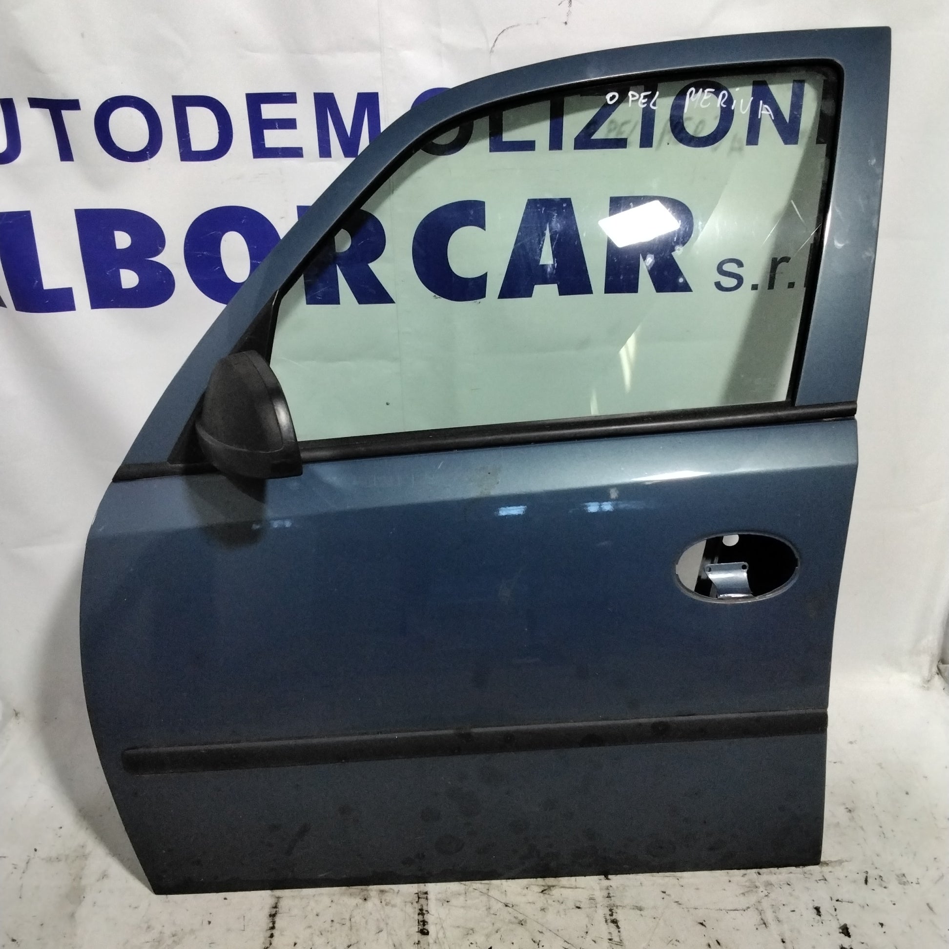 Puerta delantera izquierda Opel Meriva año 2004