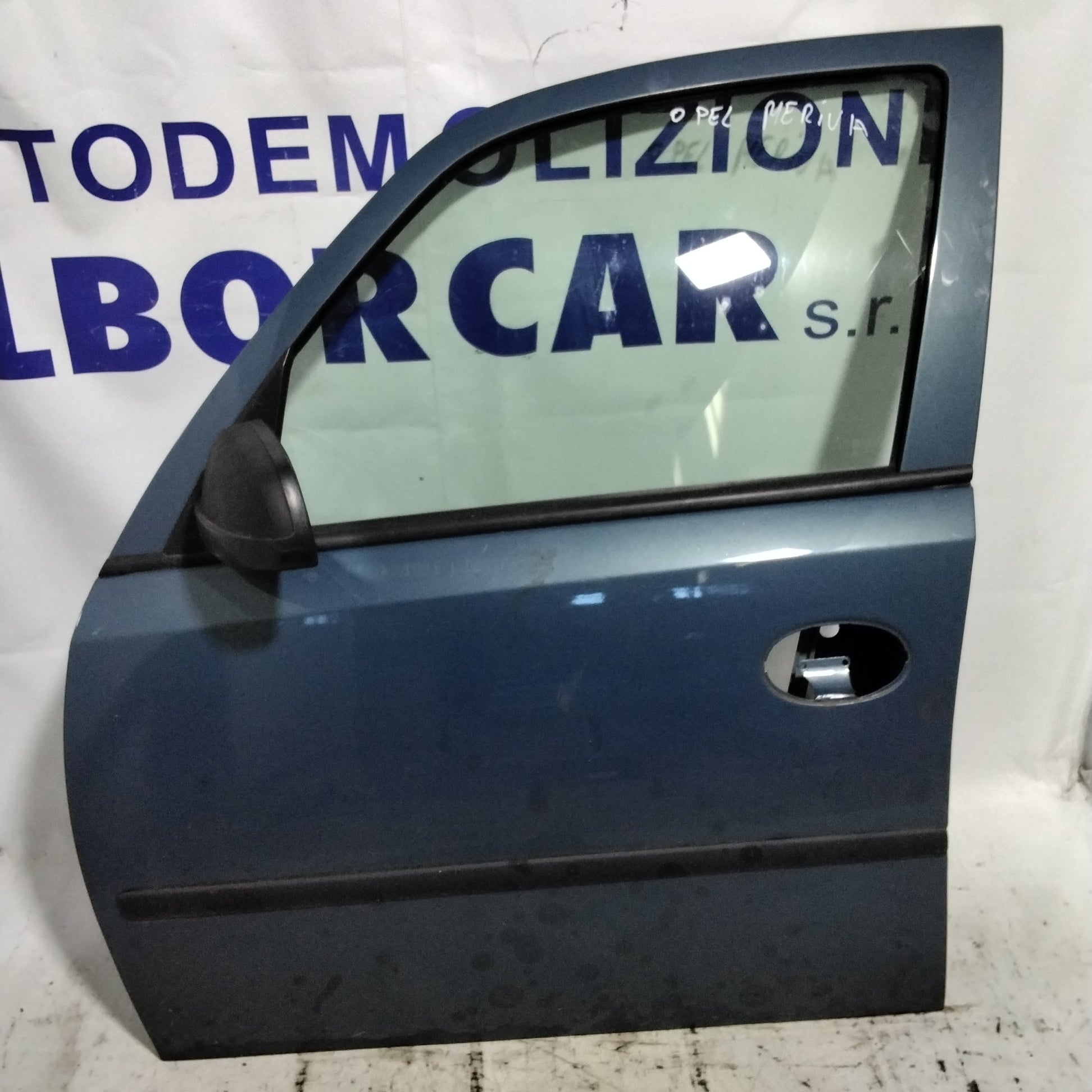 Puerta delantera izquierda Opel Meriva año 2004