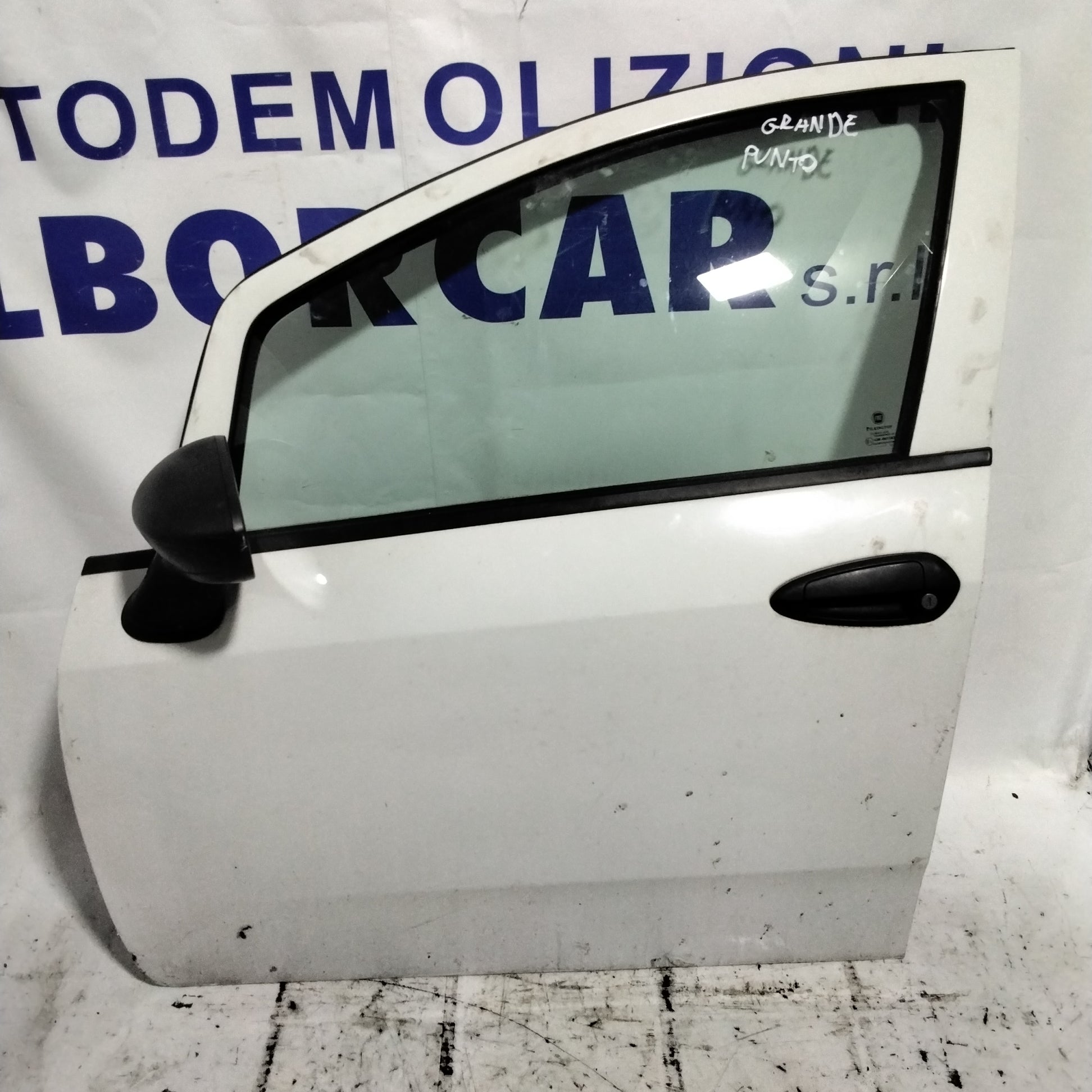 Sportello anteriore sinistro fiat grande punto anno 2007