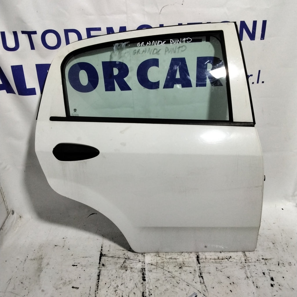 Puerta trasera derecha (completa) Fiat Grande Punto año 2007