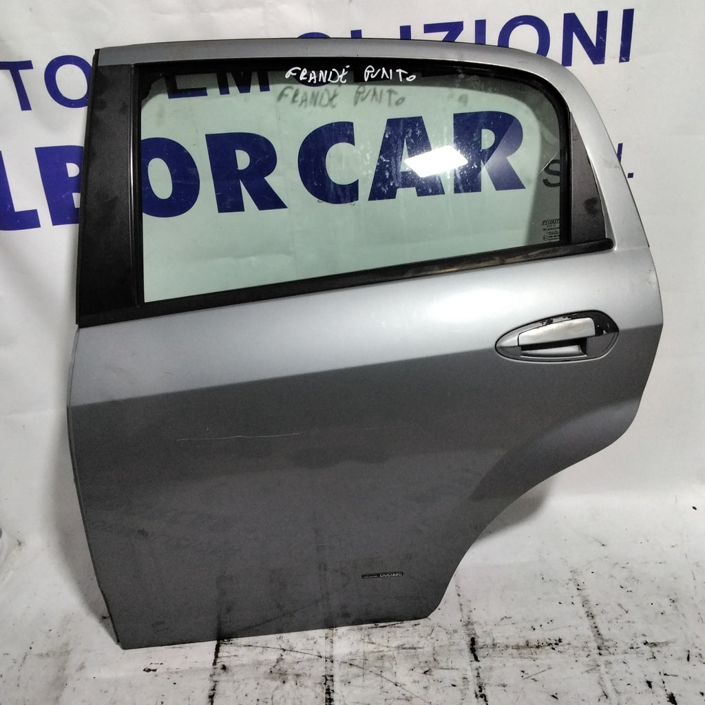 Puerta trasera izquierda (completa) Fiat Grande Punto año 2007
