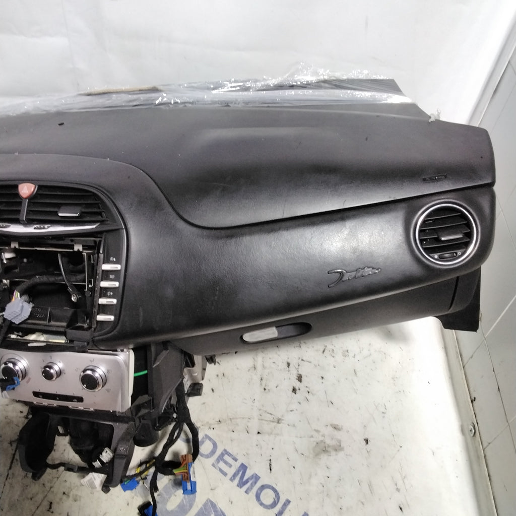 Cruscotto completo lancia delta anno 2009