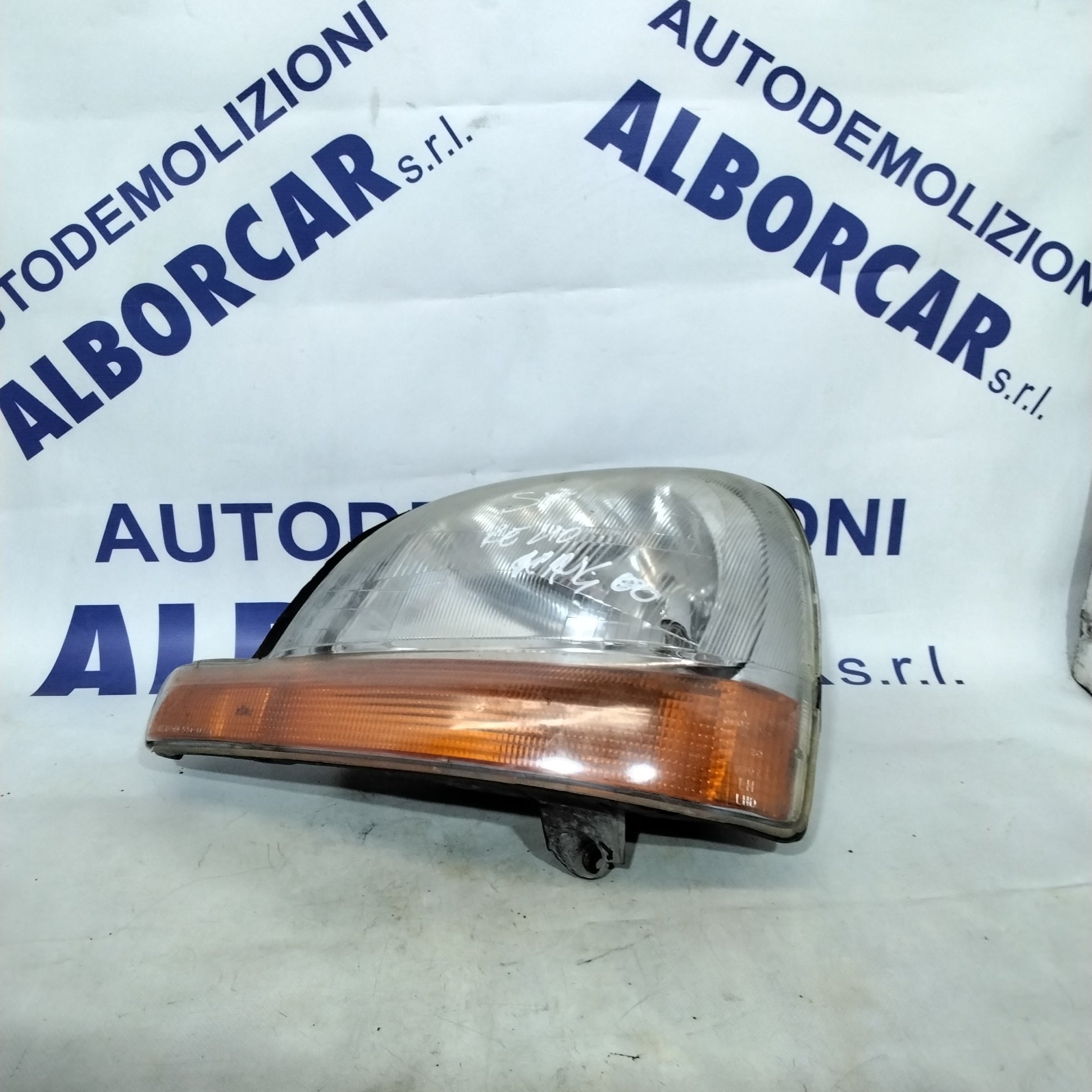 Faro fanale sinistro renault kangoo anno 2001 codice:5511127L (sf8p1)