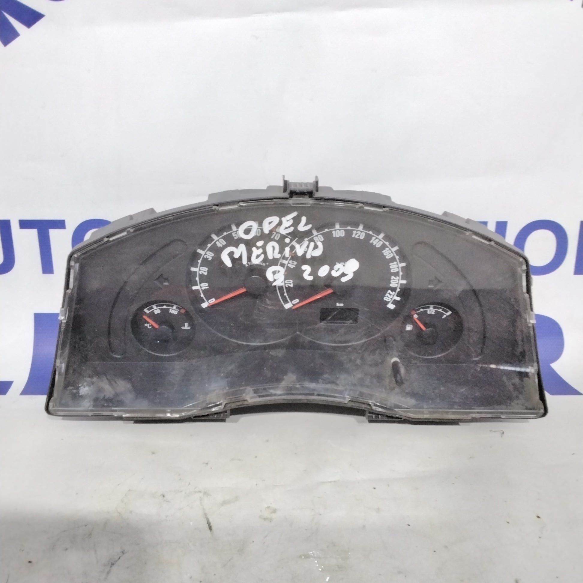 Instrument cluster / speedometer Opel Meriva 1.6 diesel year 2004 code:87001432