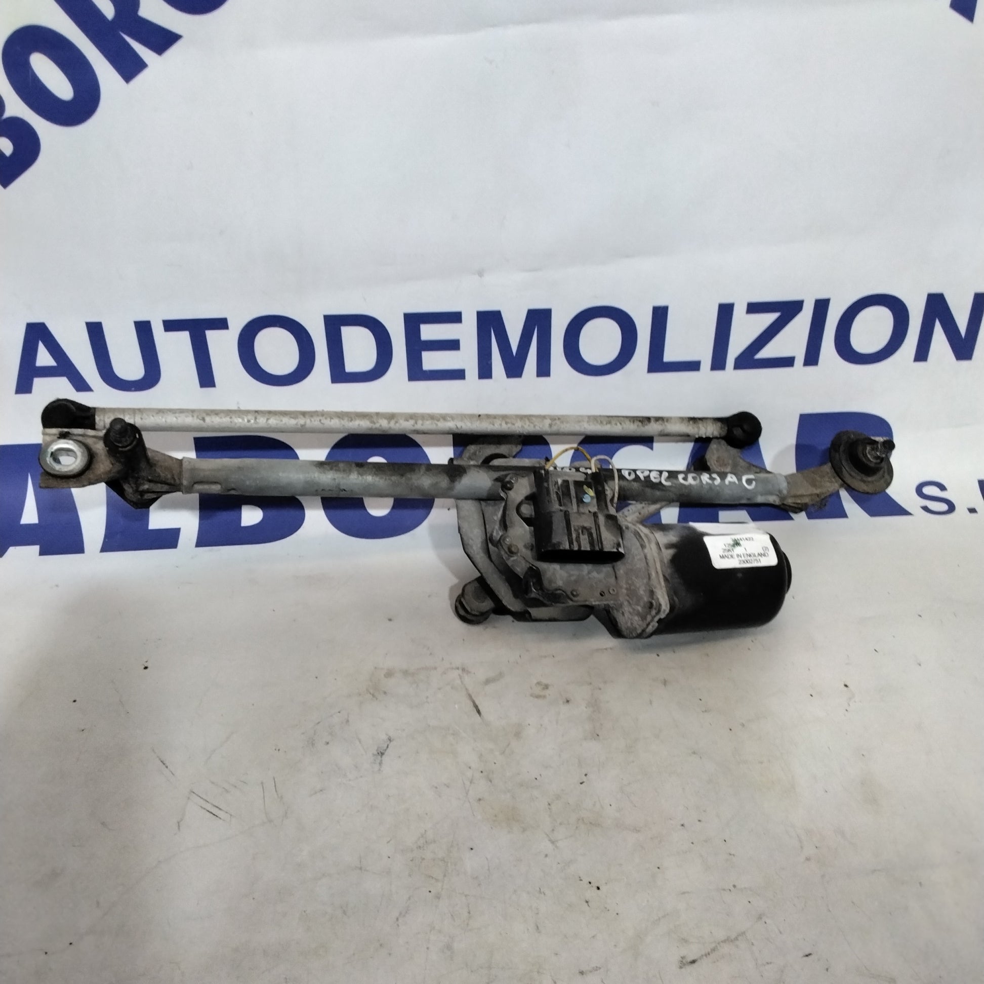 Motor de limpiaparabrisas Opel Corsa C año 2004 código:24441422