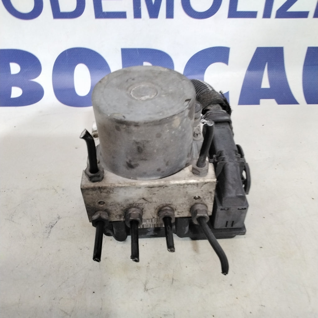 Bomba centralita ABS Citroën C4 1.4 gasolina año 2006 código:0265231486