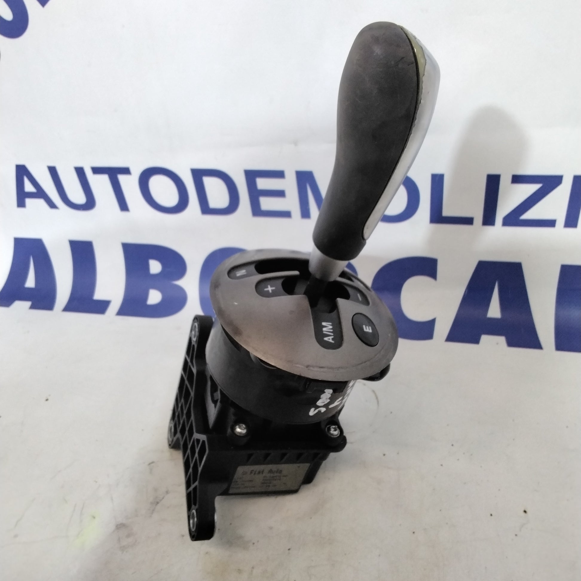 Automatic gear lever Lancia Ypsilon 1.3 Multijet year 2005 part number: 735377419