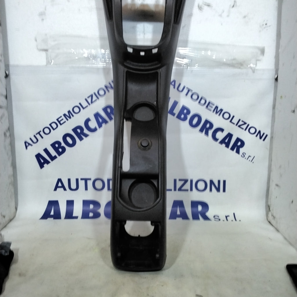 Citroen C4 center console 2006