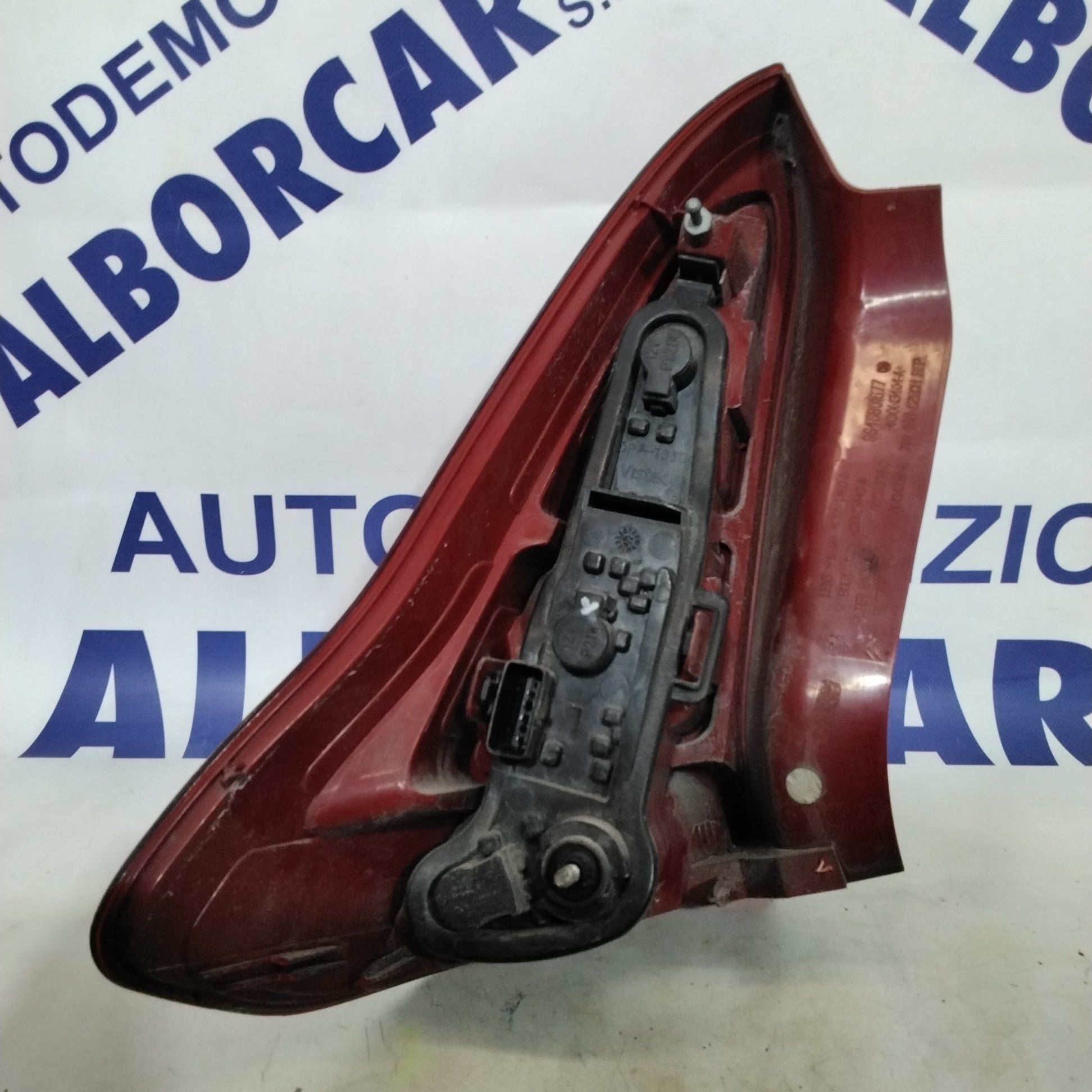 Piloto trasero derecho Citroen C4 3 puertas año 2006 código:9646801677(sf9p2)