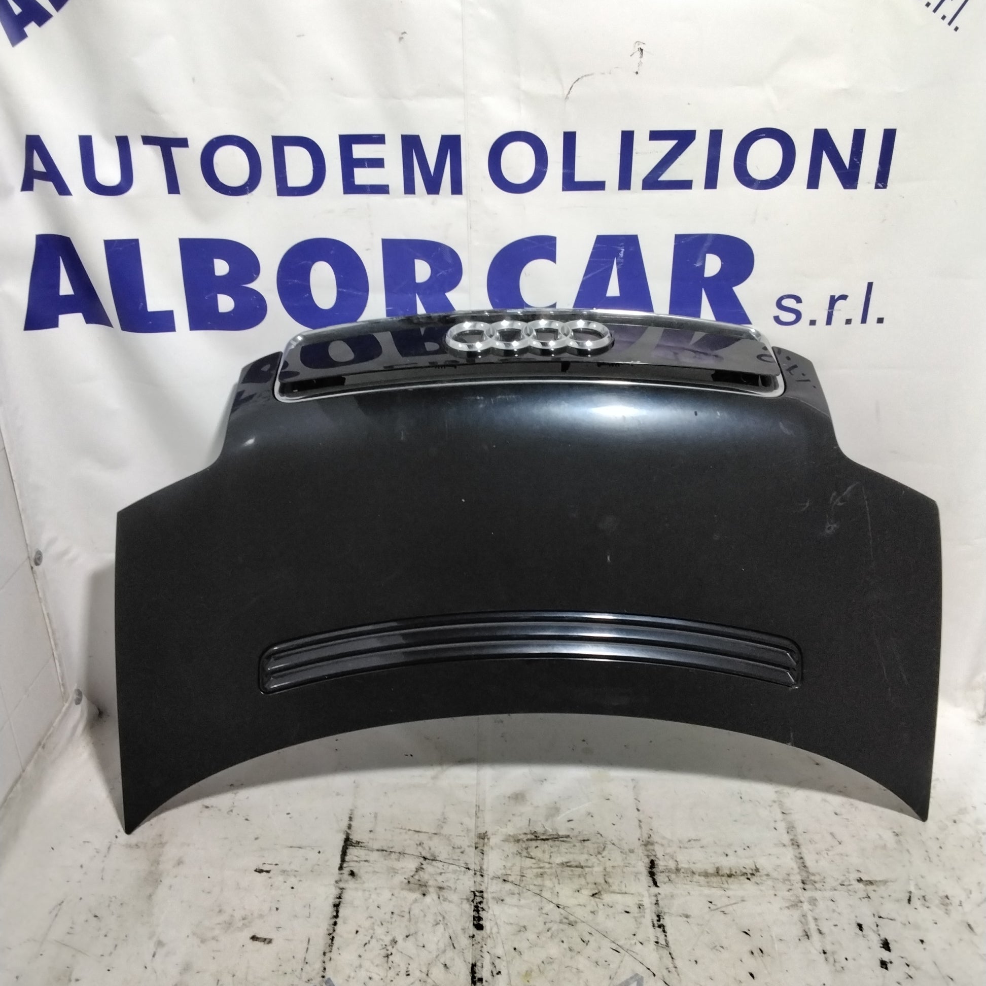 Front bonnet Audi A2 year 2004