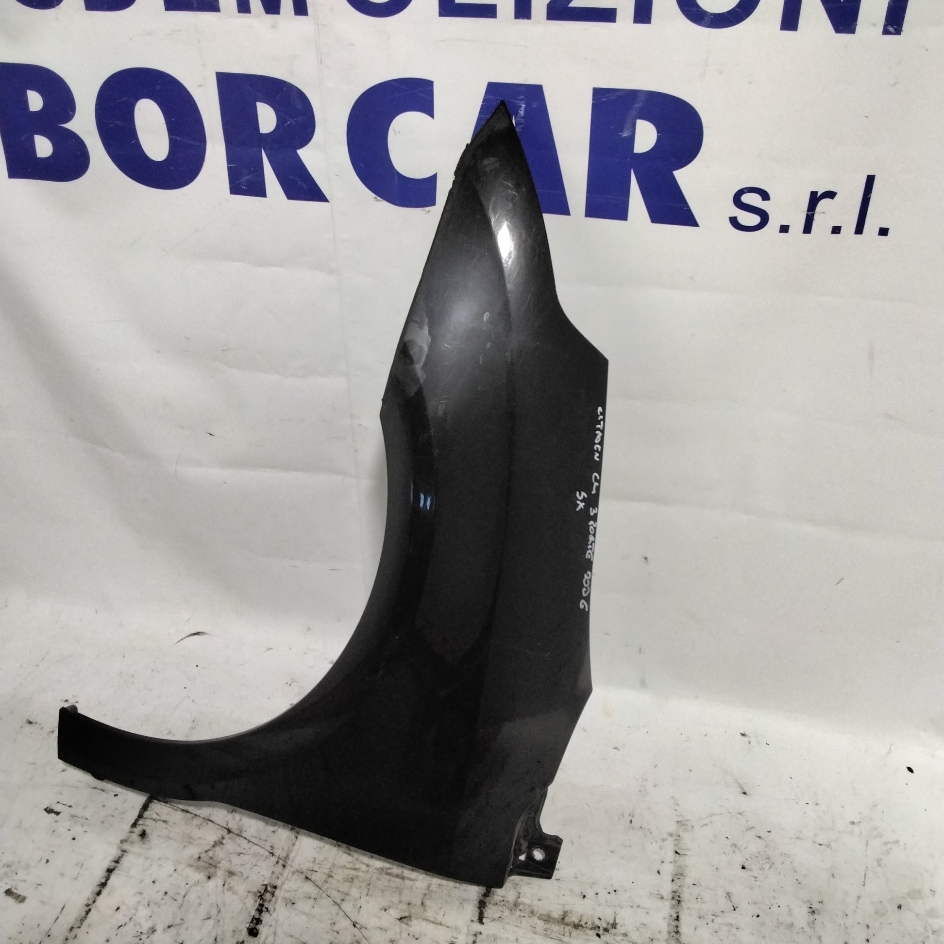 Guardabarros aleta delantera izquierda Citroën C4 3 puertas año 2006