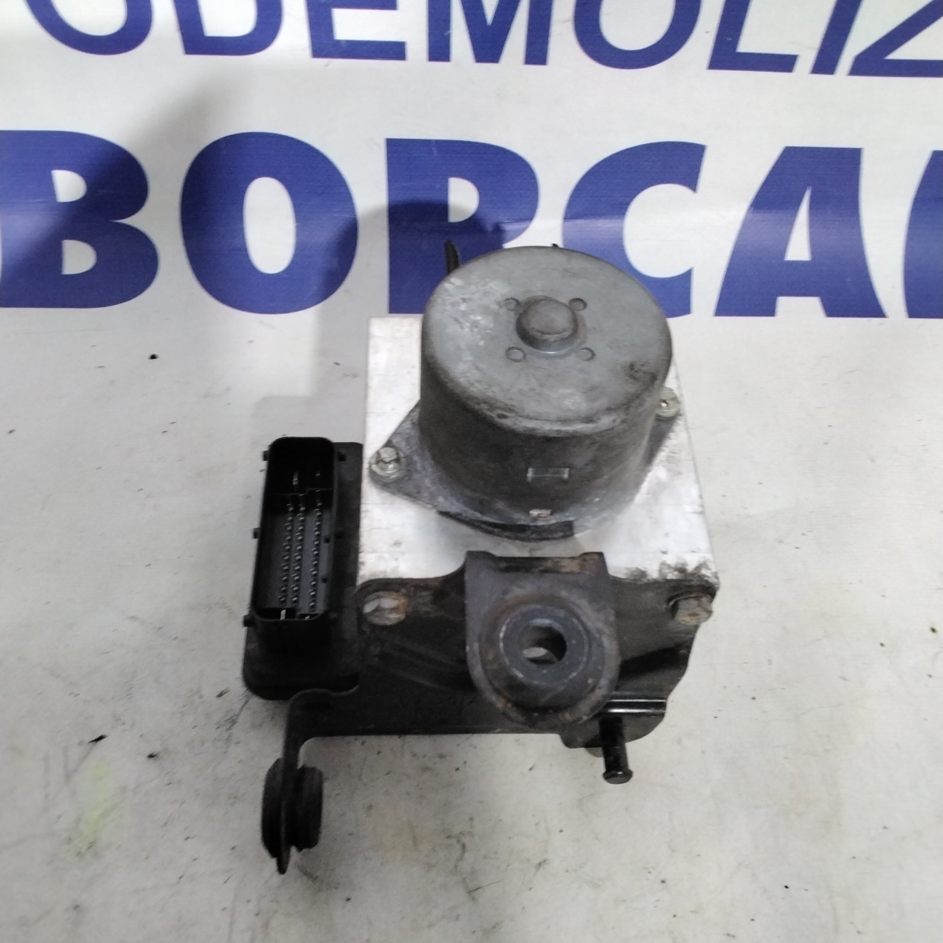 Bomba de centralita ABS Lancia Delta 1.6 multijet año 2009 código: 51847730