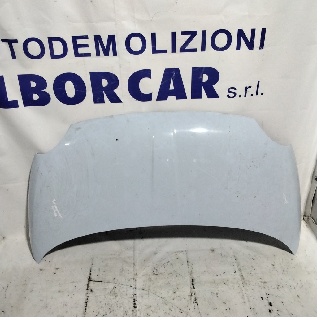Capó delantero Fiat 500 año 2007 con pequeños arañazos