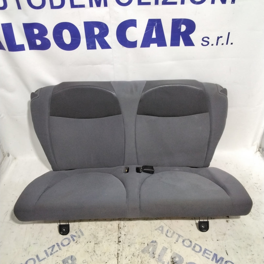 Tappezzeria FIAT 500  ANNO 2007  (leggermente strappata come in foto)