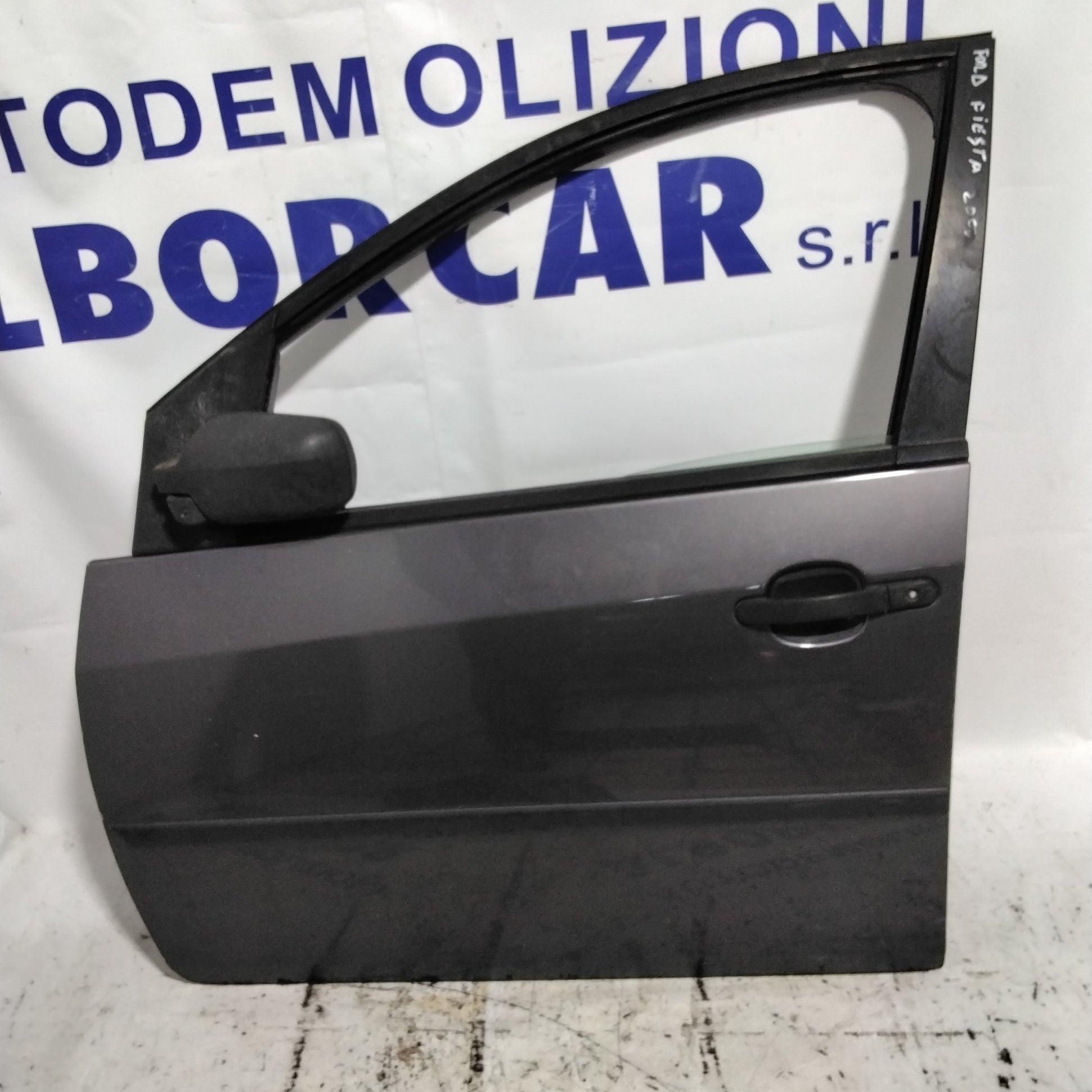 Sportello anteriore sinistro ford fiesta anno 2003