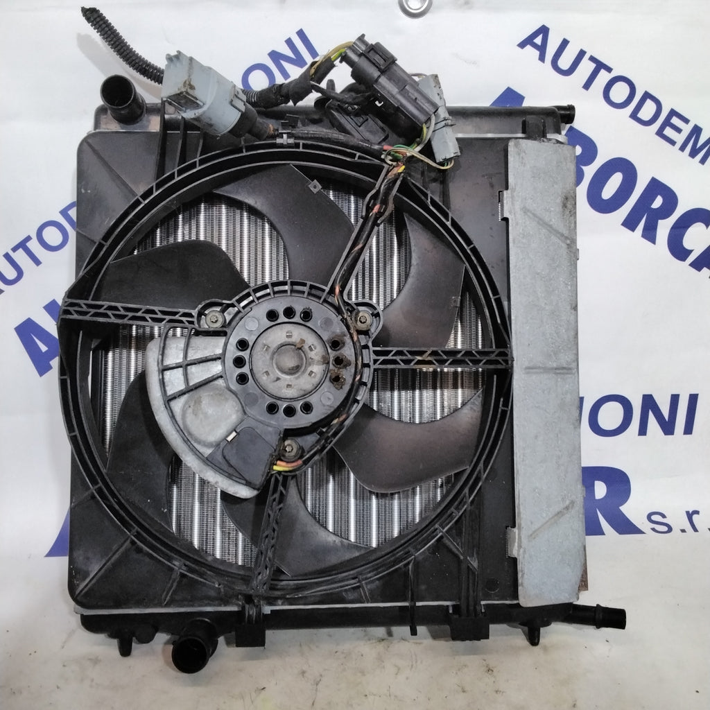 Radiatore completo citroen c3 benzina anno 2003