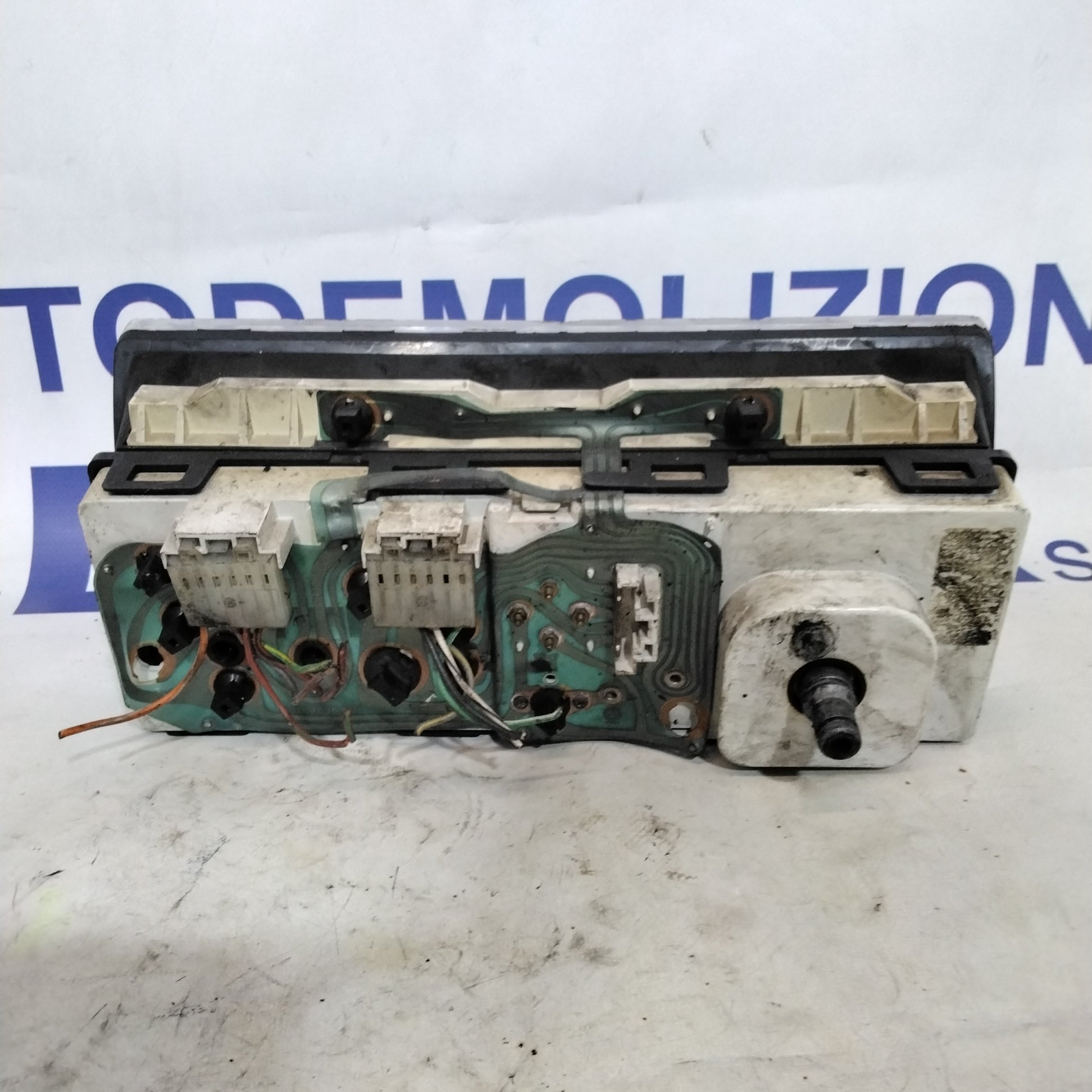 Cuadro de instrumentos / cuentakilómetros Fiat Panda primera serie 4x4 año 1995
