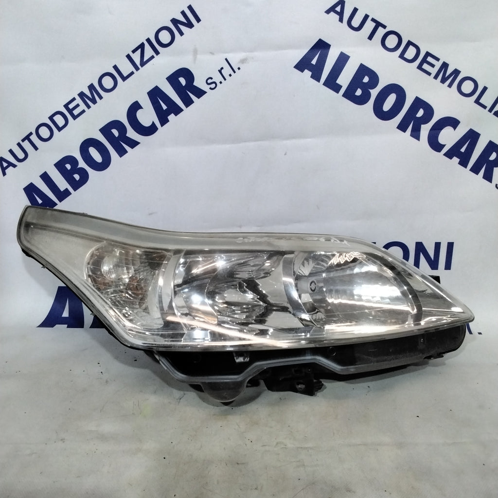 Faro fanale destro citroen c4 3 porte anno 2006 codice:89900040
