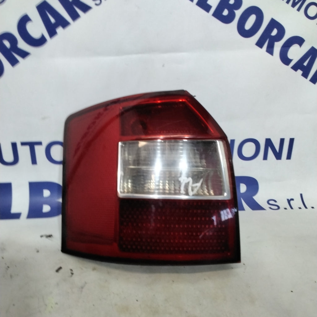 Fanale stop sinistro audi a4 anno 2003