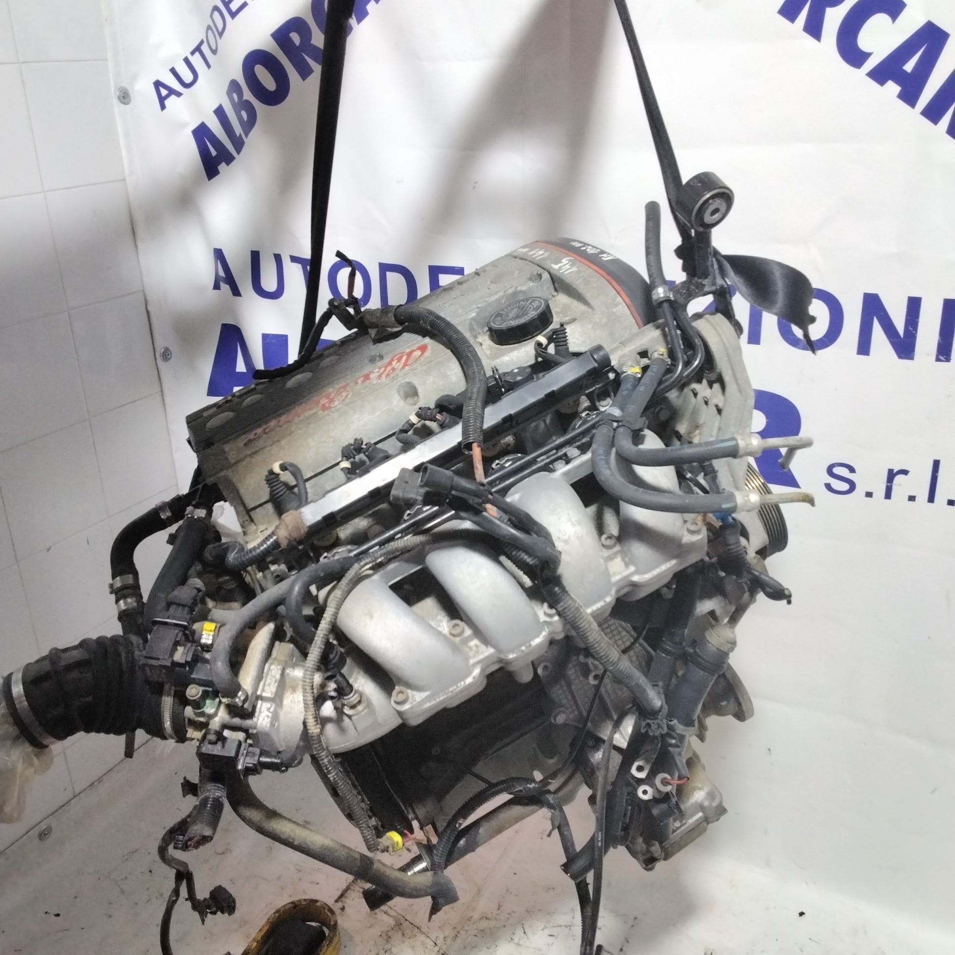 Motor Alfa Romeo 145 SPARK 1.4 gasolina 16V año 1996 código de modelo 930A3A / motor AR33503 / 60617180
