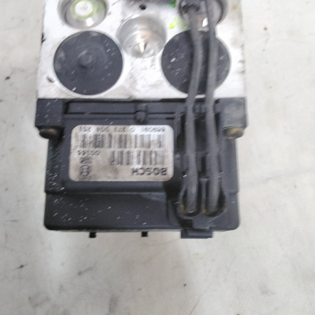 Bomba centralita ABS Fiat Multipla 1.6 gasolina año 2000 código: 0273004253
