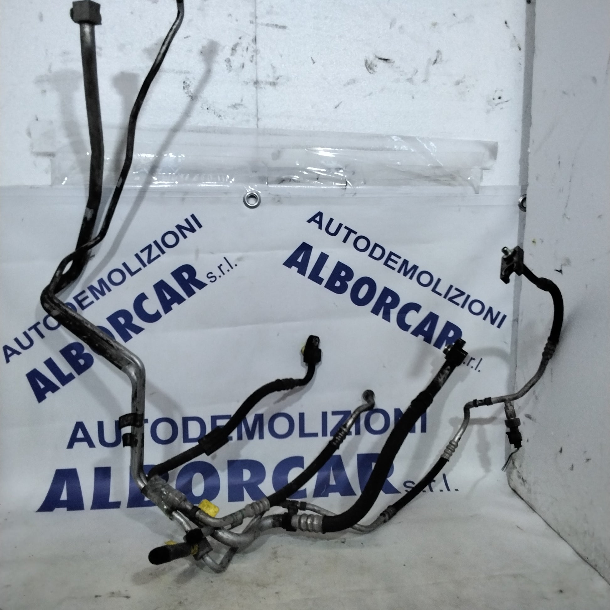 Fiat 500 1.3 Multijet 2007 air conditioning pipes