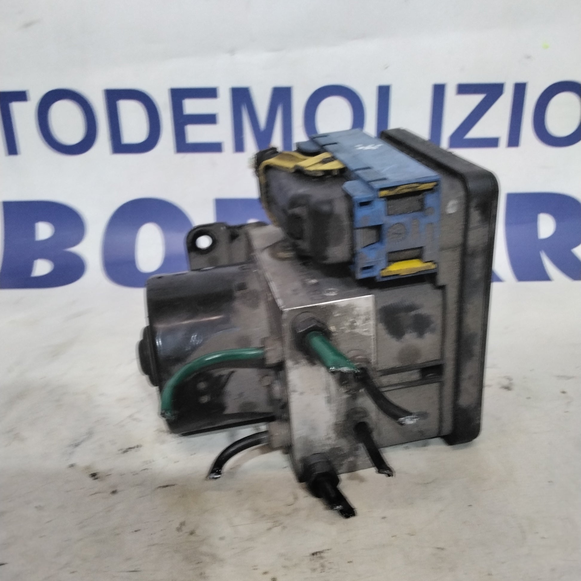 Pompa centralina abs citroen c5 2.0 diesel anno 2003 codice:10096011283